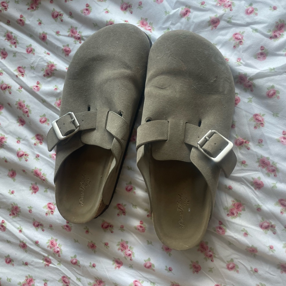 Universal Thread clogs - Picture 3 of 4
